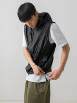 アウトポケットナイロンフードベスト / Out pocket nylon hood vest 4color