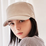 VA Square Stud Wool Bellboy Cap / Ivory