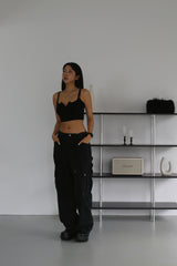 BUTTON CROP SLEEVELESS