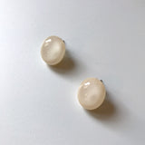 フォーミカペブルピアス [Cream]
