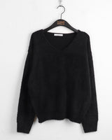 Winty soft angora pastel V-neck long sleeve knit