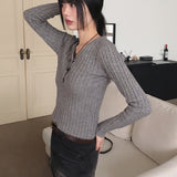 Zsi slim twist V-neck long sleeve knit