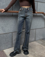 Calm boots cut denim pants