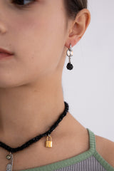 ドロップニットボールペンダントリングピアス/[2way] Drop knitball pendant ring earring