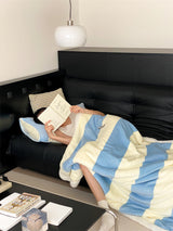 Retro stripe microfiber lamb fleece blanket - 150x200cm - Blue