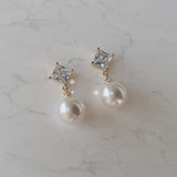 ダイアモンドパールピアス