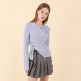 VネックスリットTシャツ