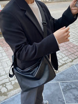 レザークロスミニマルサコッシュバッグ