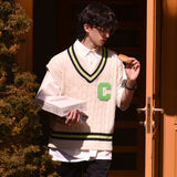 ライトグリーンCパッチvネックニットベストユニセックス / Light Green C Patch V-neck Ivory Knitwear Vest