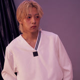WHITE v-neck shirt (6591807160438)