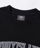 Arch Logo Long-Sleeve black