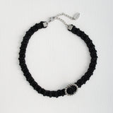 ビンテージオーバルループオンブラックニットチョーカー/Vintage oval rope on black knit choker necklace