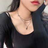 ユニークボールドチェーンレイヤードネックレス / Unique bold chain layered necklace