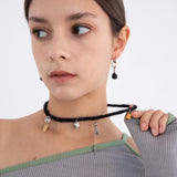 ウールニットユニークオブジェクトネックレス/Wool black knit with unique objects necklace