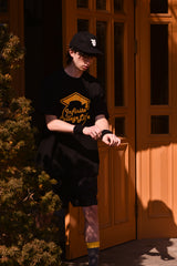 インフィニティーカレッジライフクルーネックブラックユニセックスTシャツ / Infinite college life crew neck black Unisex T-shirt