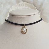 アンティーぃオーバルチョーカー / Antique Oval Choker Necklace - Pearl (Gold Color)