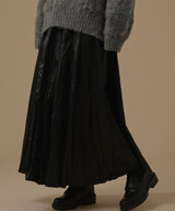 TEXTURE LEATHER SKIRT