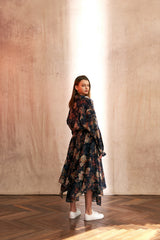 "PRE-ORDER 4/16~" VINTAGE FLOWER DROP-SHOULDER SHIRT (Navy) (6546129387638)