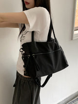 ナッツビッグジッパーポケットブラックショルダーバッグ / Nuts big zip pocket black shoulder bag