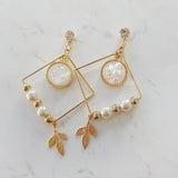 ホワイトドリームキャッチャーピアス / White Dream Catcher Piercing (LOONA Yves Piercing)