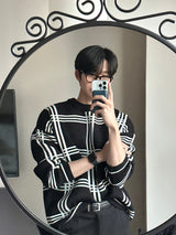 ブレークチェッカードオーバーサイズフィットラウンドニットウェア / Blake Checkered Oversized Fit Round Knitwear (3 colors)
