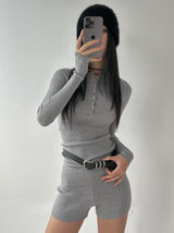 Two-piece ribbed slim pants (Belt included)