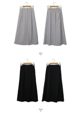 シンプルピンタックフレアロングスカート