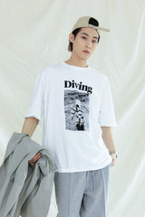 DIVING GRAPHIC T-SHIRTS WHITE (6561077493878)