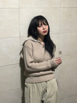 Loupe half zip-up knit