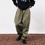 リラックスドテーパードフィットパンツ / RELAXED TAPERED FIT PANTS - KHAKI