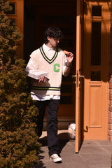 ライトグリーンCパッチvネックニットベストユニセックス / Light Green C Patch V-neck Ivory Knitwear Vest