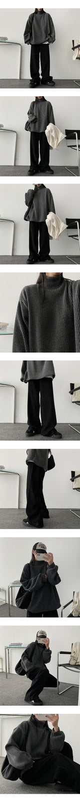 Whitty Wanggol Ground Turtleneck Sweatshirt