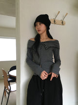 Willin ストライプ ボタン スリット オフショルダー T シャツ
