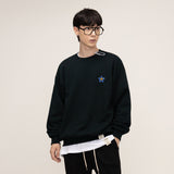 [UNISEX] Blue Flower Smile Embroidery White Clip Sweatshirt (6655479119990)