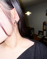 Silver ribbon drop earring (4color)