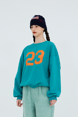 23プリントスウェットシャツ