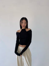 Chewing halter slit tee