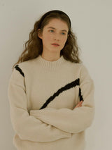 Line half turtleneck knit (6653799465078)
