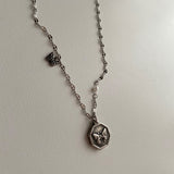 ダブルバタフライヘキサゴンネックレス/nvv Double Butterfly Hexagon Necklace