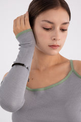 ニッティングウィズドロップチェーンバングルブレスレット/Knitting with drop chain bangle bracelet (Black)