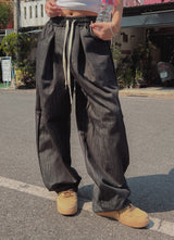 フロイピンタック生地ワイドパンツ