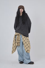 Folds rivet over denim pants