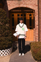 ライトグリーンCパッチvネックニットベストユニセックス / Light Green C Patch V-neck Ivory Knitwear Vest
