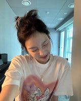ウィッティバニートムボーイグラフィックTシャツ / (Taeyeon's Pick)WITTY BUNNY TOMBOY GRAPHIC T-SHIRT [WHITE]