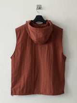Track anorak vest