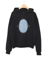スプレーペインティングエンブロイダリーフーディ / Spray Painting Embroidered Hood