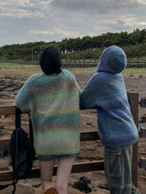 (UNISEX) カラフルグラデーションオーバーニットフード