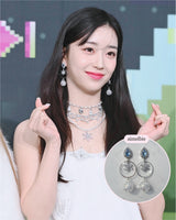 アイシーブルームイヤリング / Icy Bloom Earring - Light Blue