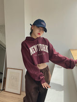 ニューヨーククロップフーデッドTシャツ / New York Crop Hooded T-shirt (2color)