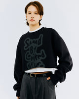 オーバーステンシルタイポクロップスウェットシャツ/OVER STENCIL TYPO CROP SWEATSHIRT-CHARCOAL